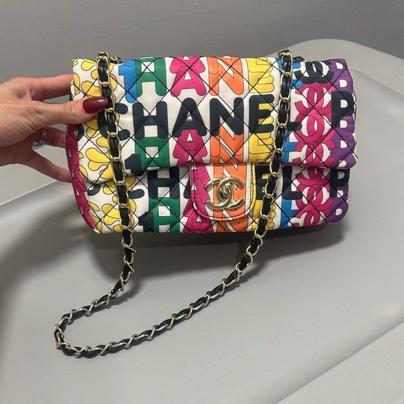 Chanel Vibrant Multicolor Quilted Shoulder Bag - Picture 1 of 3